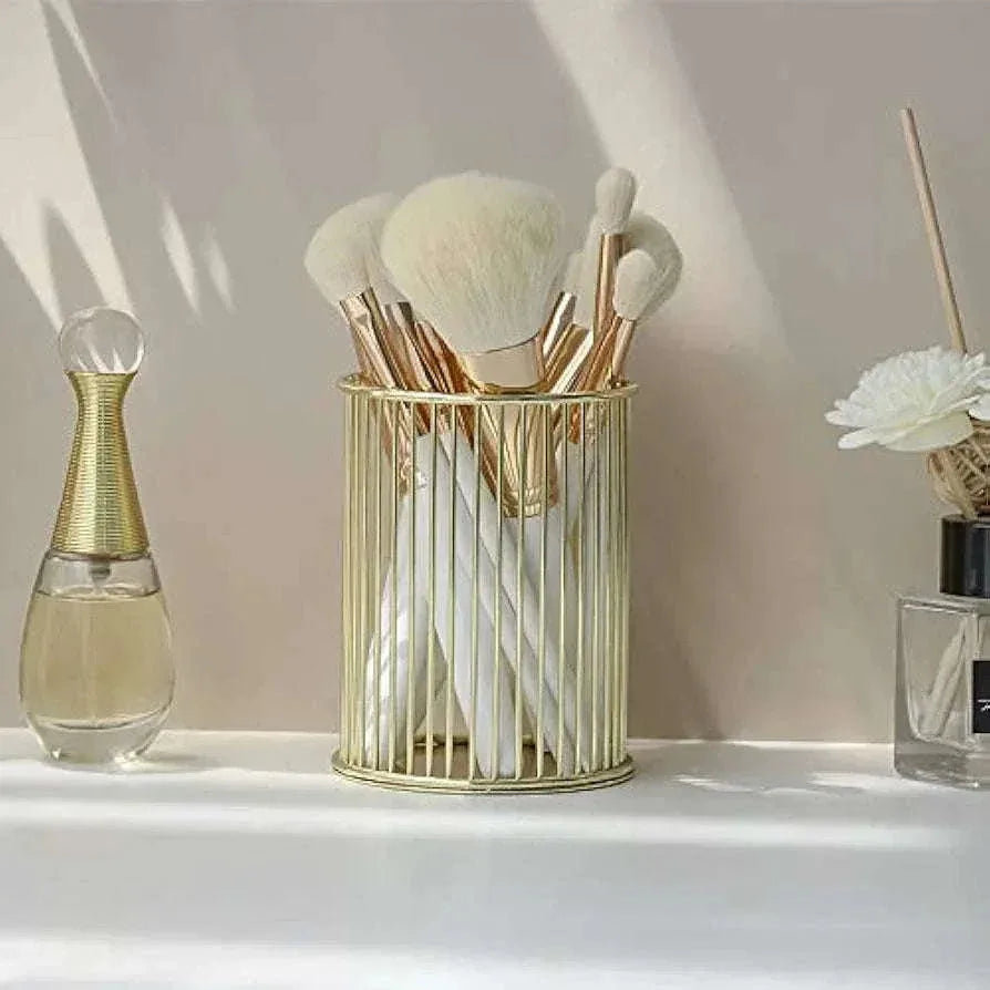 Makeup Brush & Pen Organizer – Modern Metal Cosmetic Storage (1)