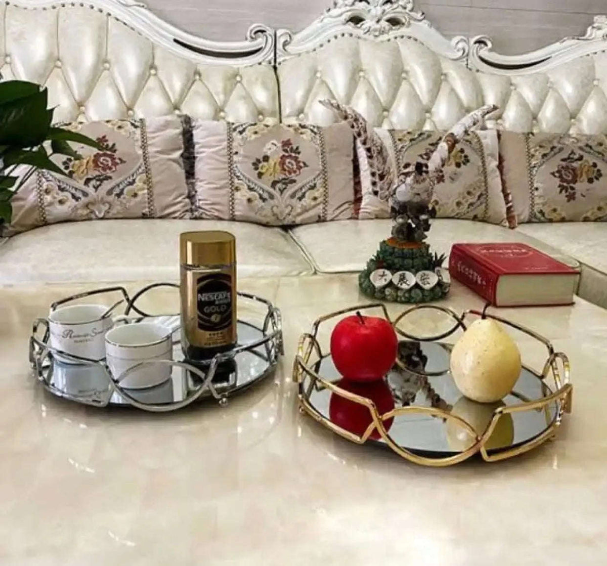Metal & Glass Cosmetics Storage Round Tray with Mirror – Elegant Organizer for Makeup & Jewelry (3)